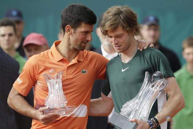 过去两个赛 过去两个赛